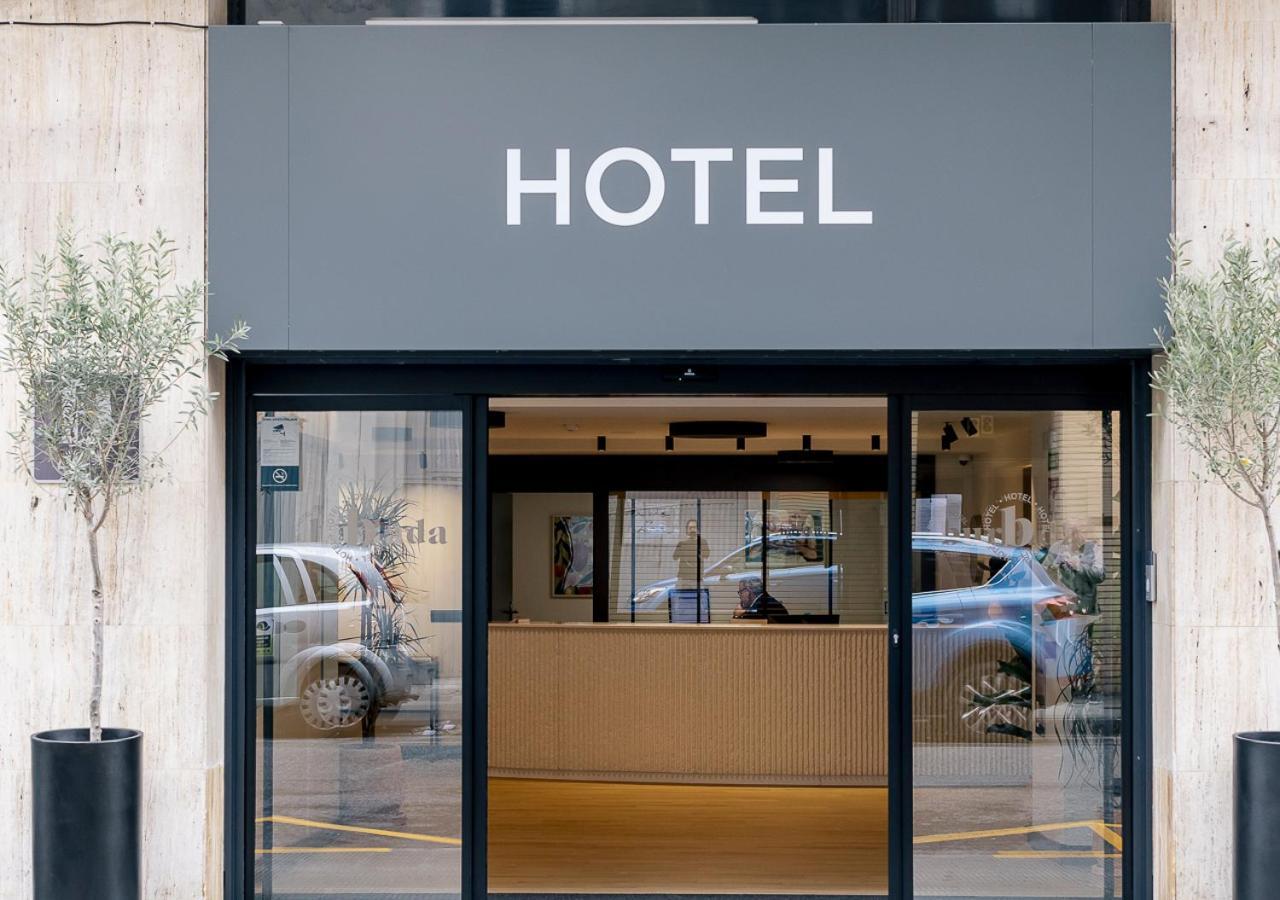 Hotel Бурлада Экстерьер фото